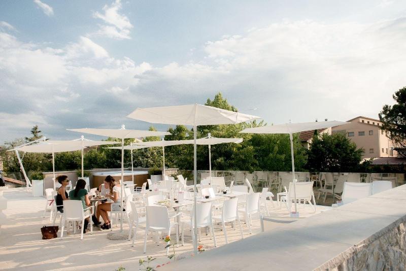 Isola Verde Resort Кастильоне-дель-Лаго Экстерьер фото
